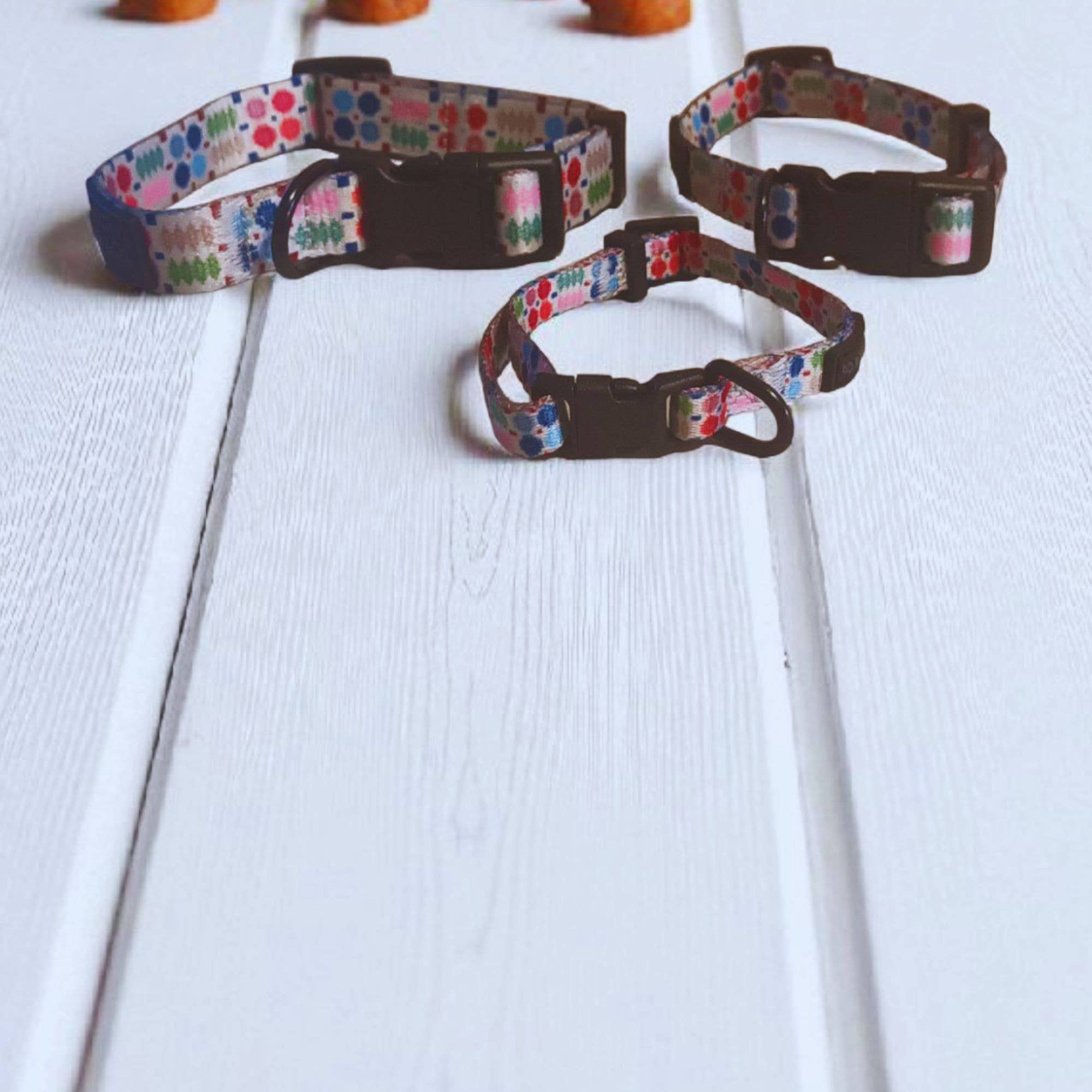 Multicoloured Welsh tapestry Design Dog Collar - Large