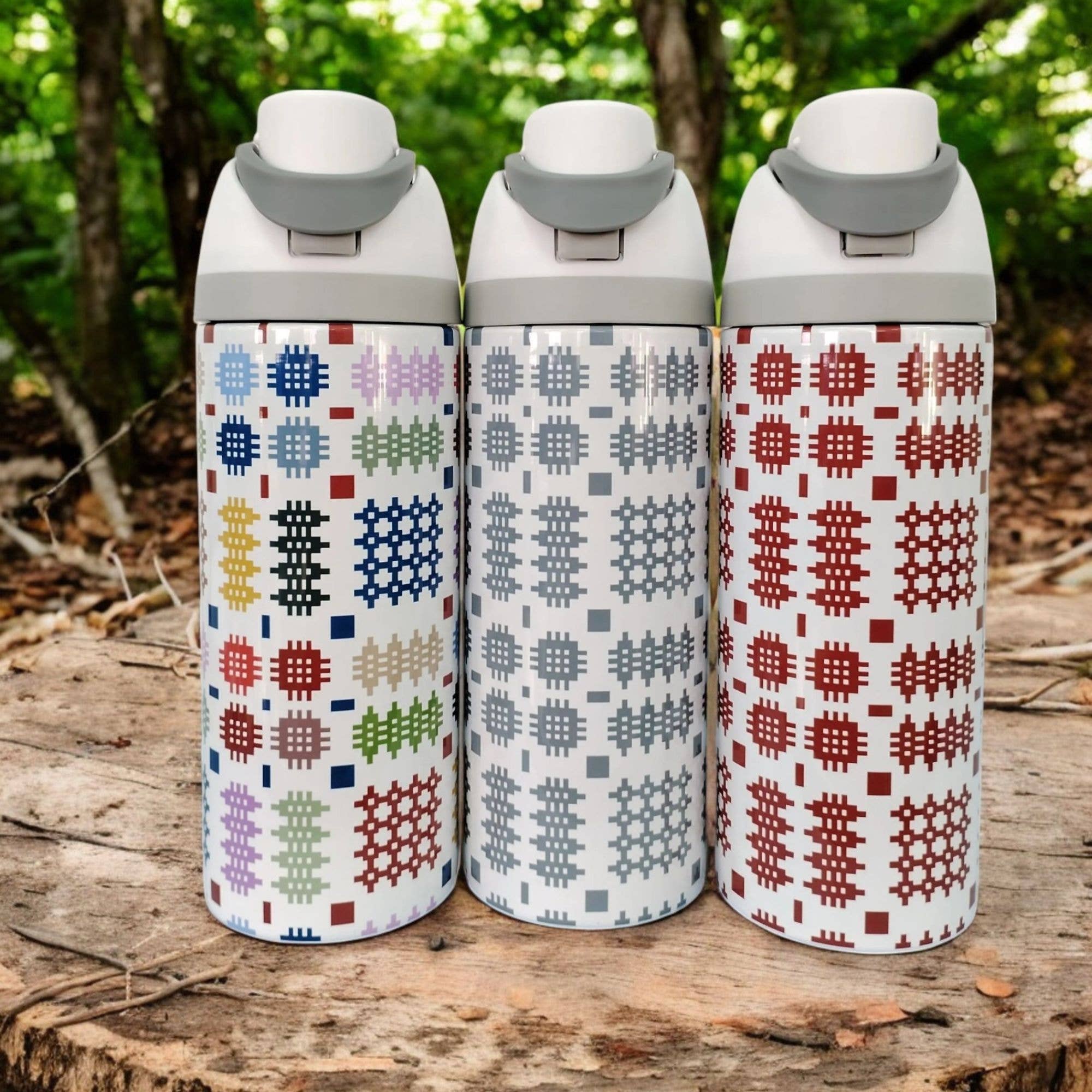 Multi coloured Tapestry design Insulated water bottles