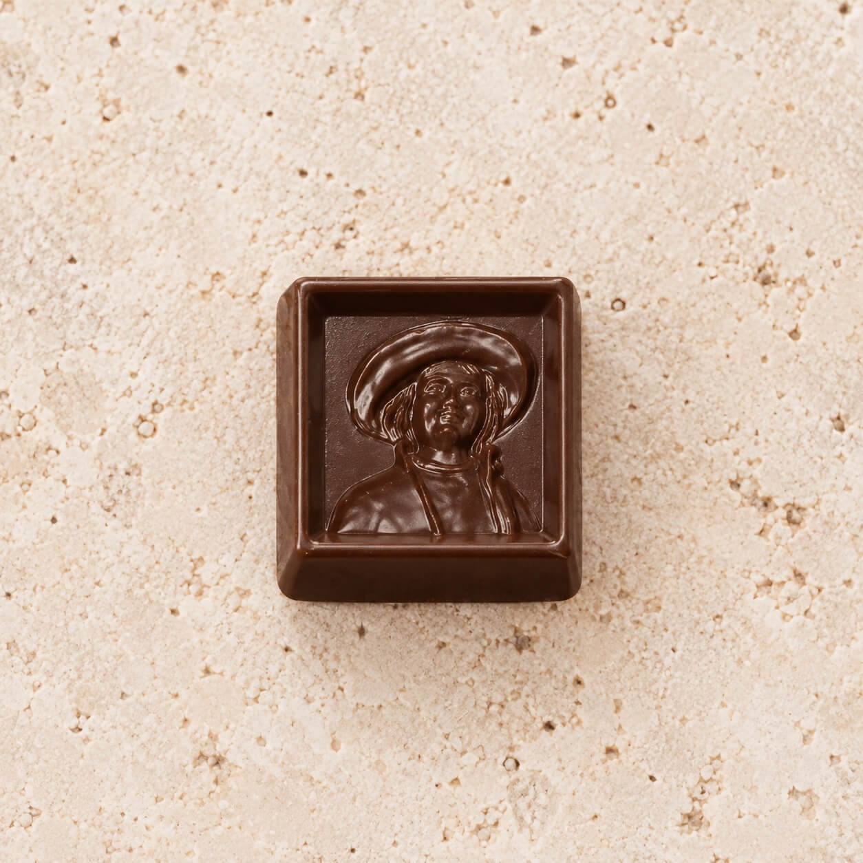 Dark Praline